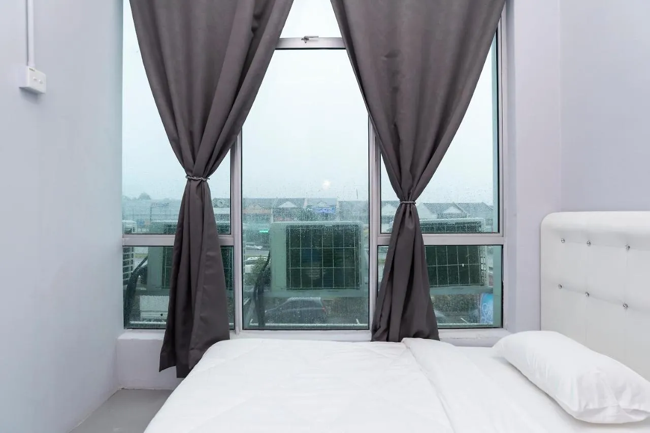 Spot On 89757 The Rooms Jb Johor Bahru 2*,