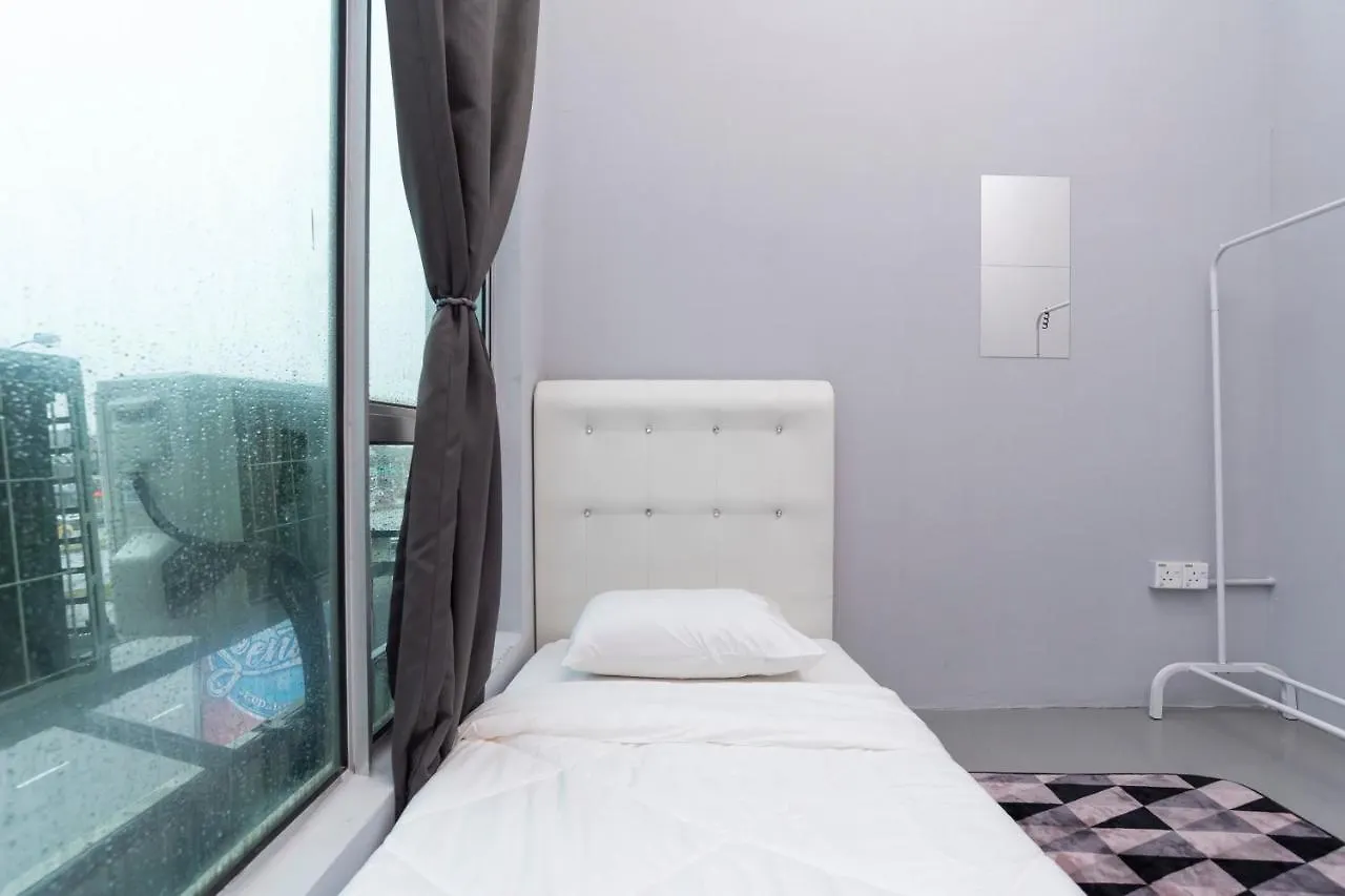 Spot On 89757 The Rooms Jb Johor Bahru Hotel
